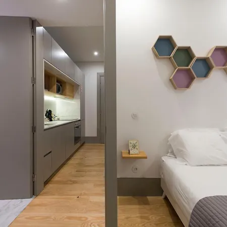 Lovelystay - Stylish Central By Bolhao Market Porto