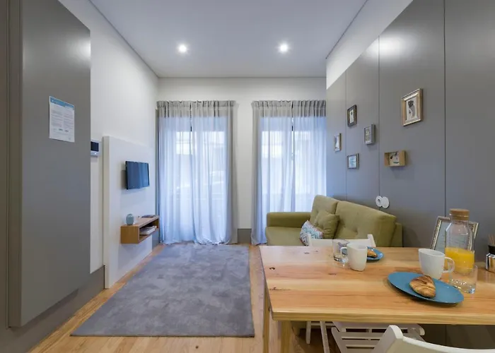 Lovelystay - Stylish Central By Bolhao Market Porto