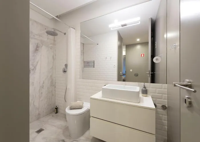 Lovelystay - Stylish Central By Bolhao Market *