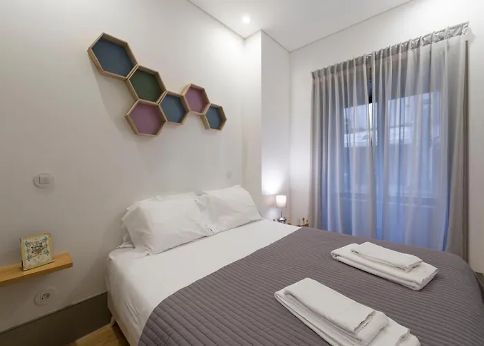 Lovelystay - Stylish Central By Bolhao Market Porto